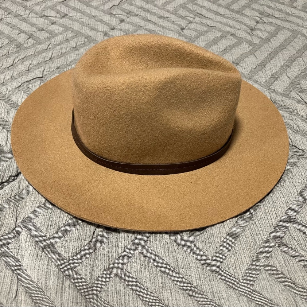 NWT Women’s Fedora Hat